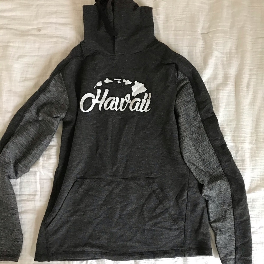 Small gray Hawai’i sweatshirt